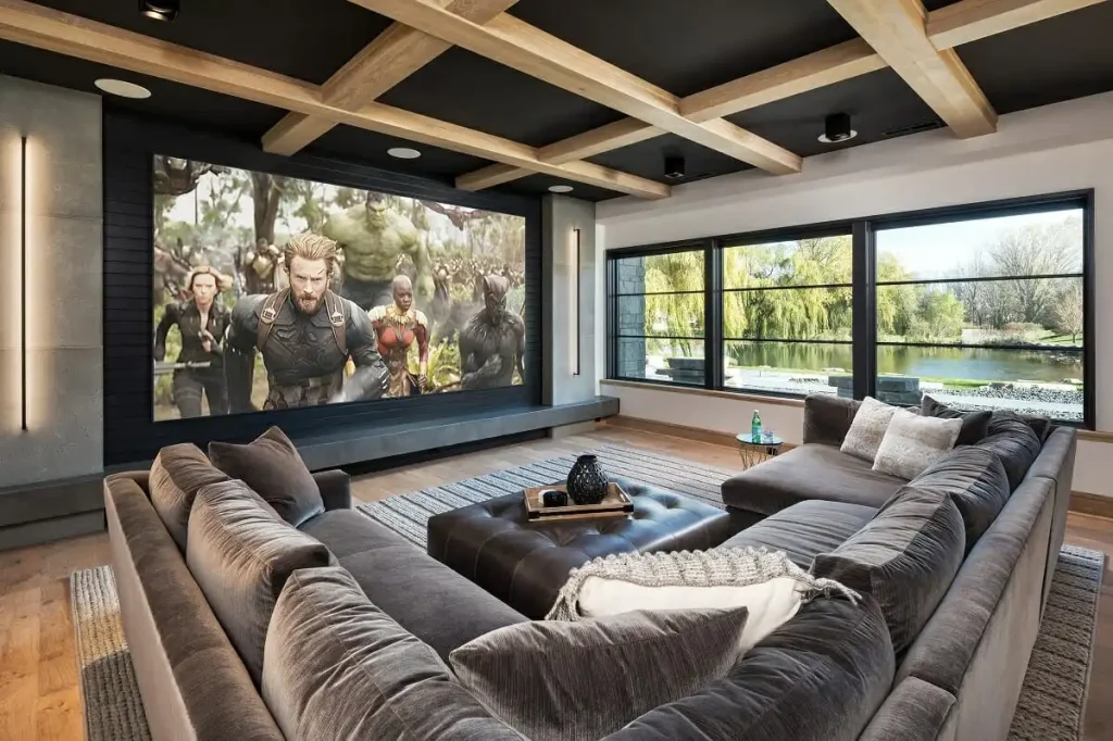 Idées de conception de villas de luxe avec cinéma intérieur ou salles multimédia