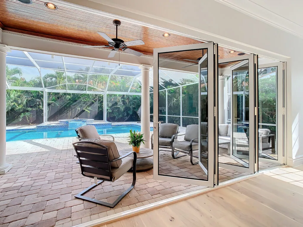 Puertas plegables para patios