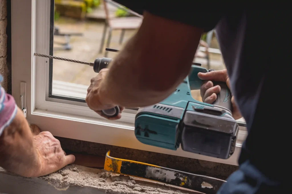 installation de fenêtres en aluminium pour villa